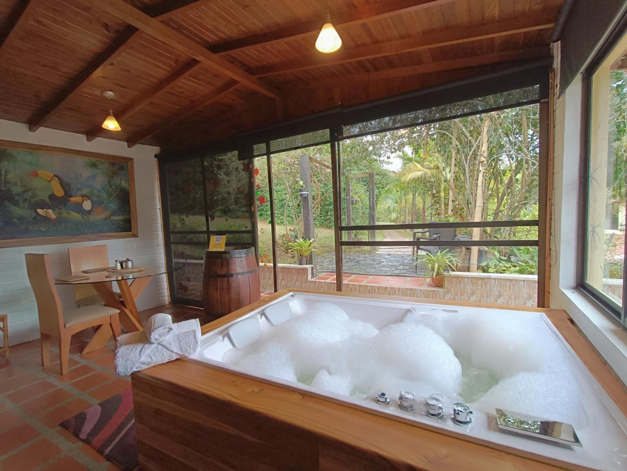 Monteverde Chalet De Montana Guarne Kültér fotó